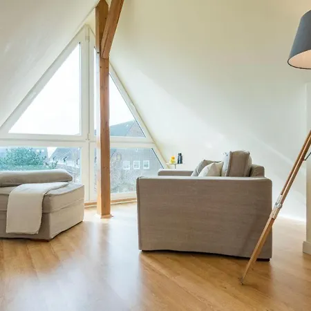 Haus-am-kai-13-wohnung-7-ostseeloft *